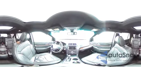 2016 Ford Explorer Platinum z USA, uszkodzony, nr VIN 1FM5K8HT0GGC83476